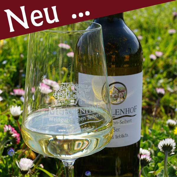 <br><h3>08/23</h3>2023er Bacchus lieblich 0,75l<br>